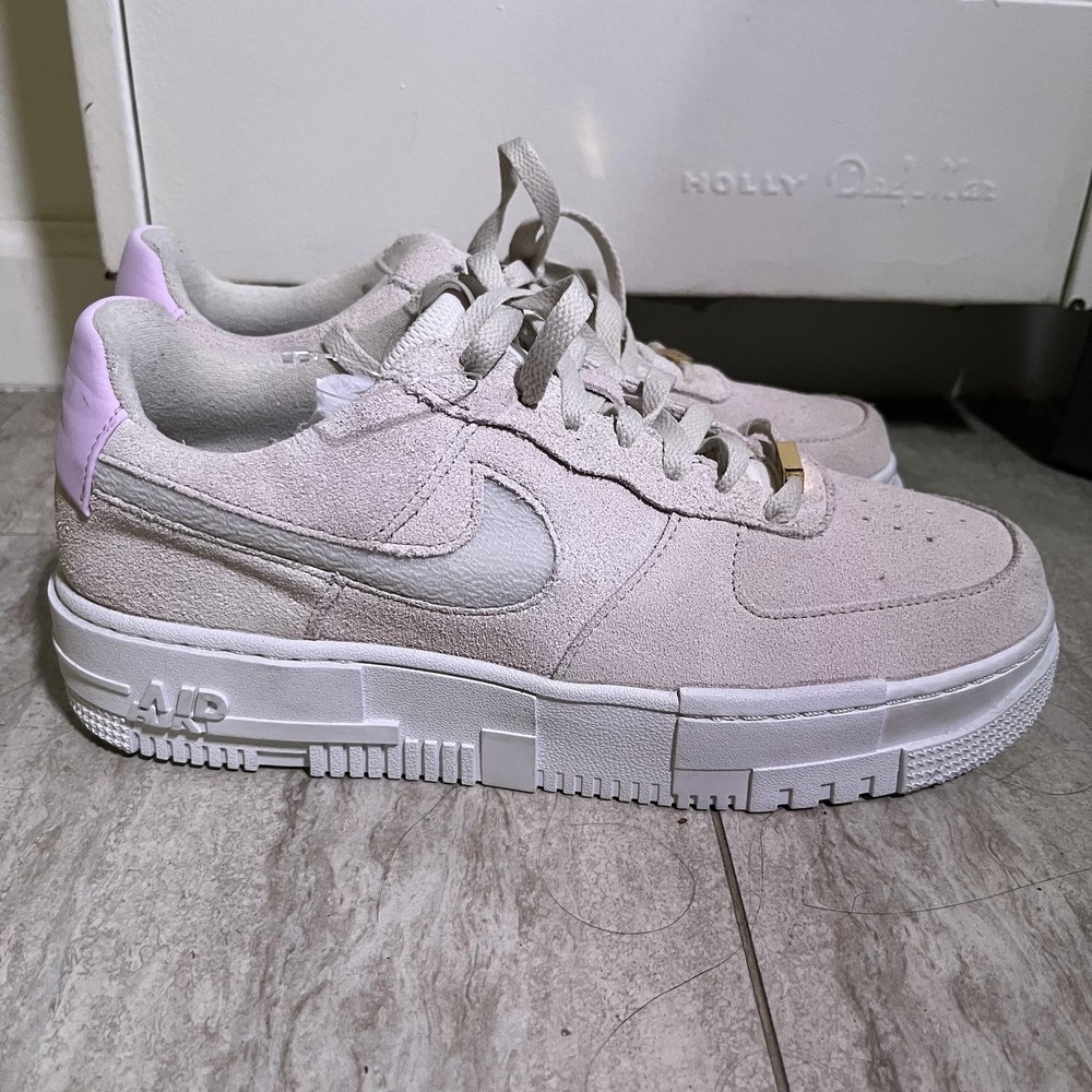 Nike Air Force 1 Pixel Low Shoes Womens Size 11 White Pink Suede DQ0827-100